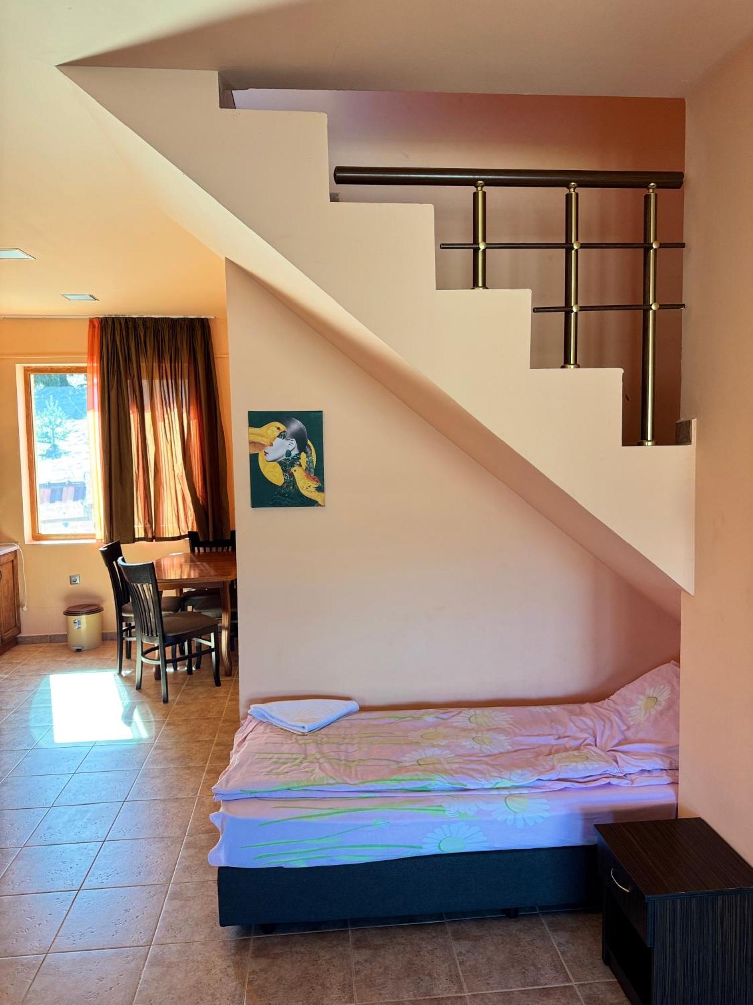 Vip Complex Hotel Sarnitsa Ngoại thất bức ảnh