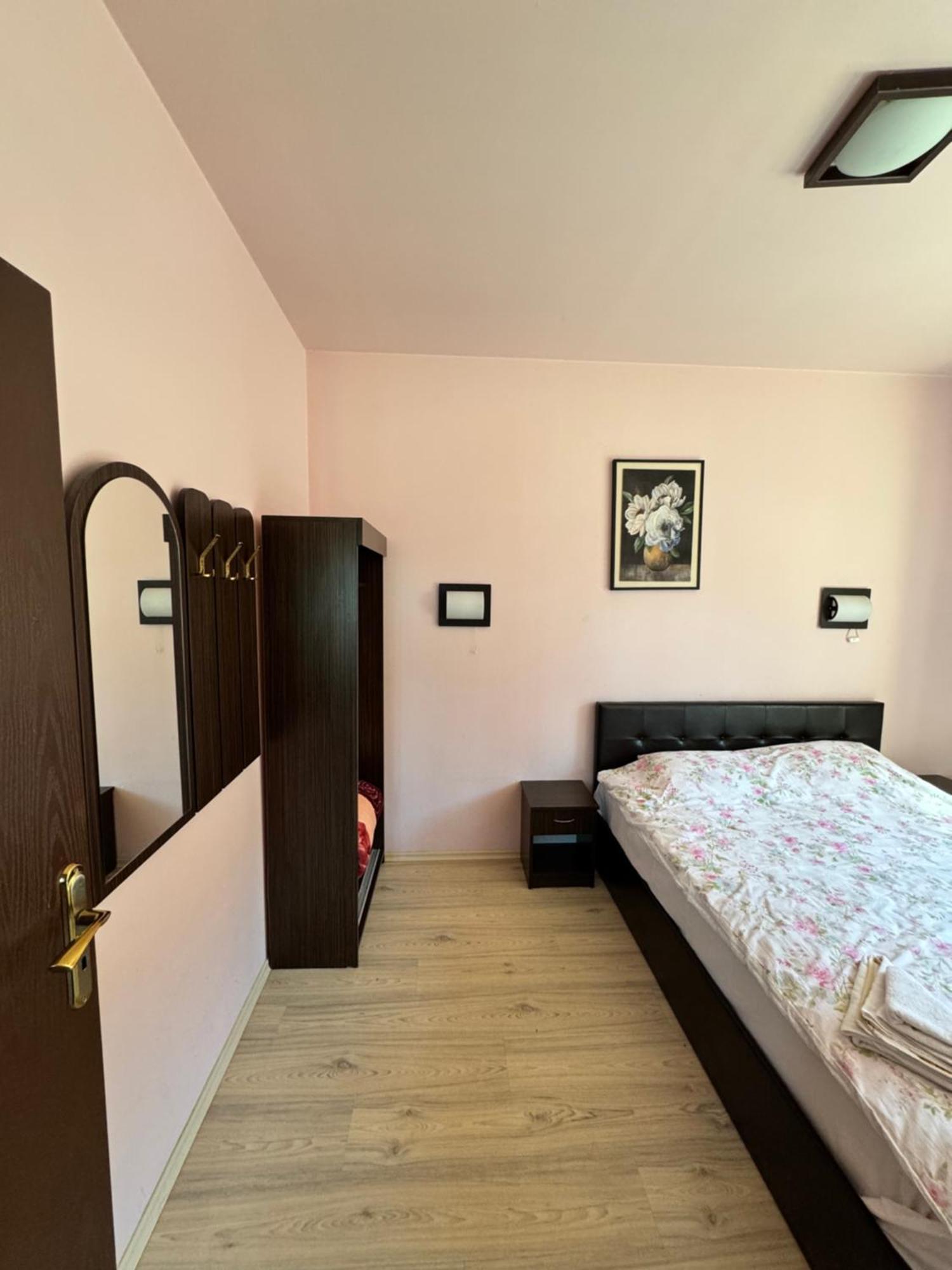 Vip Complex Hotel Sarnitsa Ngoại thất bức ảnh