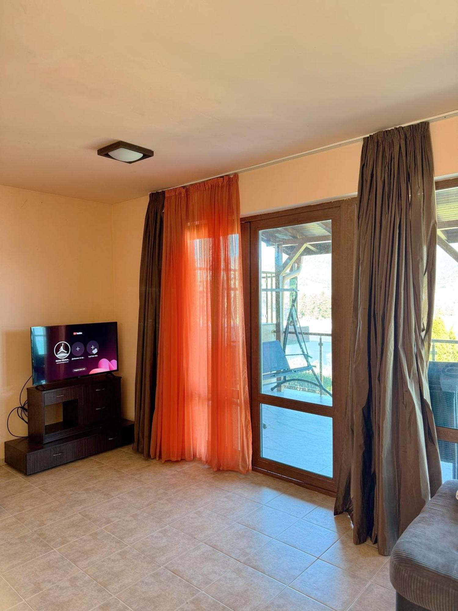Vip Complex Hotel Sarnitsa Ngoại thất bức ảnh